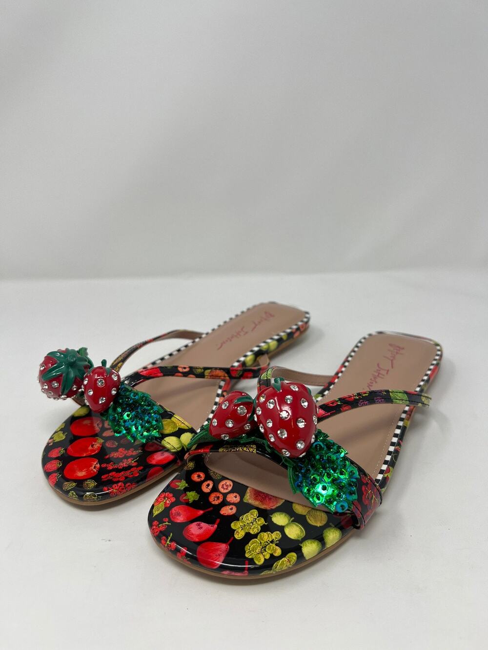 Betsey Johnson Women's 8M Garrik Strawberry Thong Sandals
